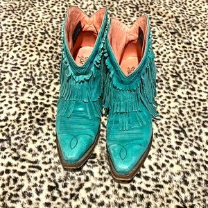 Women’s turquoise leather booties